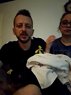 coriradu online show from March 8, 3:21 am