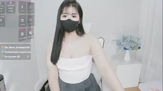 -Rose-Lucky- online show from March 13, 8:48 am