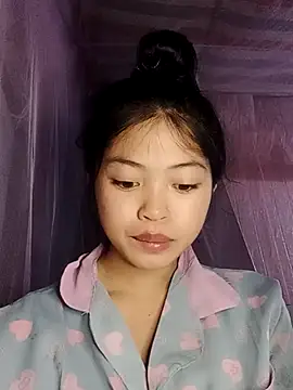 Thy00   online show from October 28, 3:51 pm