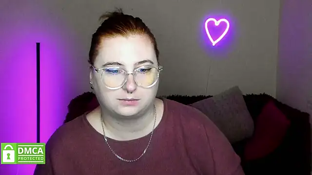 Alicia love00 online show from October 6, 5:24 am