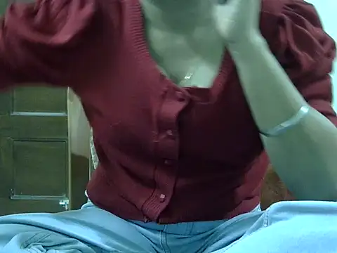 CHAMELI4747 online show from December 18, 9:14 am