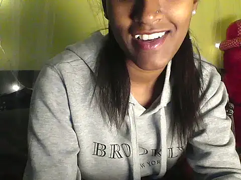 mickle james online show from November 26, 5:58 pm