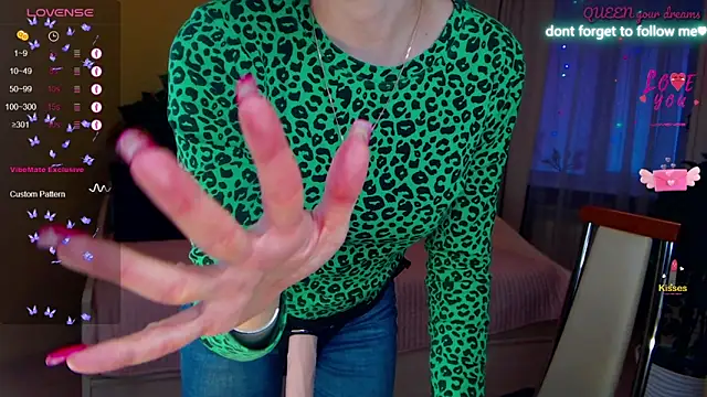 LiSinDoll online show from March 10, 2:15 am