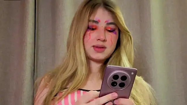 sugarskitty online show from November 5, 12:38 am