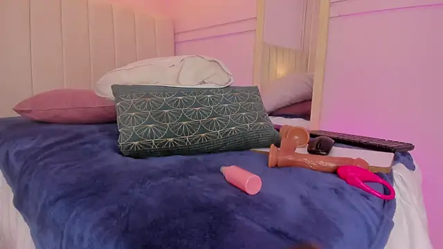  wendy x online show from September 30, 1:39 pm