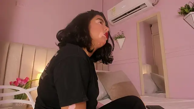  wendy x online show from April 17, 11:34 am