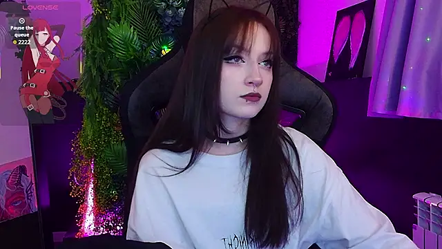 LiliLuna online show from February 25, 12:58 pm