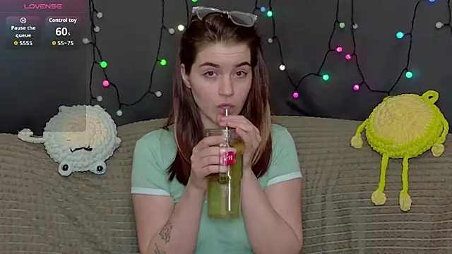 ElzaBlis online show from January 8, 5:17 pm