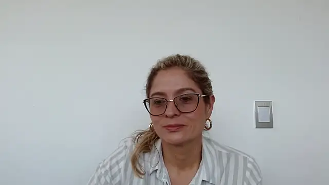 linda-mature43 online show from September 22, 4:49 pm