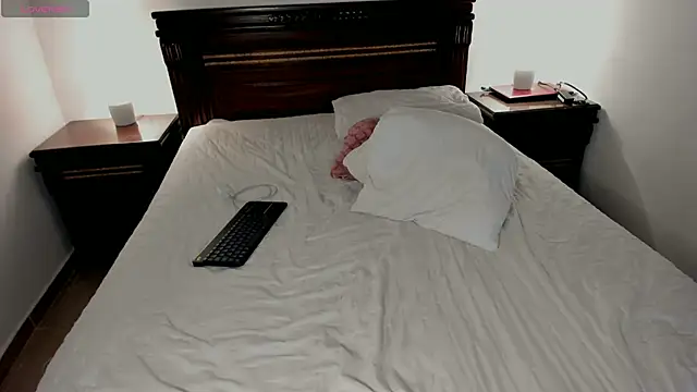 Victoriaa Adams online show from September 8, 3:00 pm