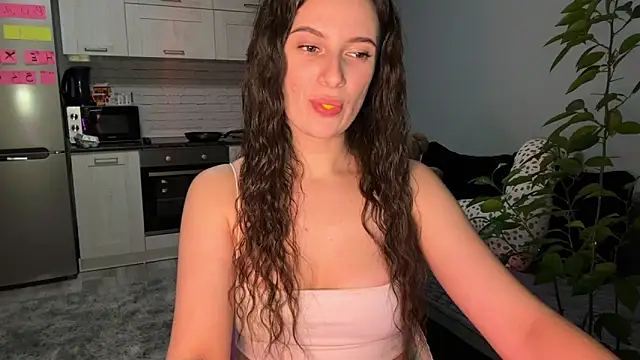 Luna Raee online show from October 24, 2:57 pm