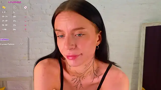 livia starwars online show from February 5, 5:54 am