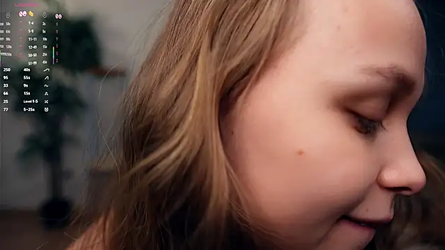 OdellaGillingham online show from September 19, 7:46 pm