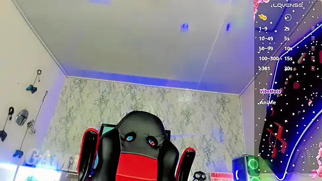 Madison Mujica online show from October 27, 11:28 am