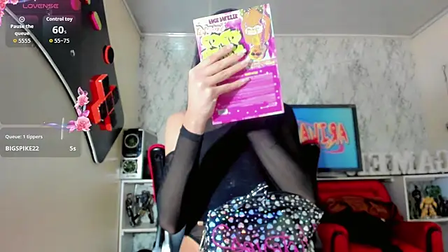 Madison Mujica online show from October 4, 12:11 pm