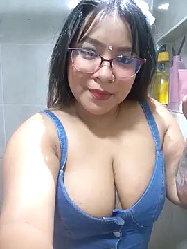 AsshleyVillaloboss online show from March 24, 7:36 am