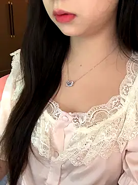 Nana kute20 online show from September 20, 5:17 am