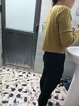 Sweet-Berry89 online show from November 22, 8:22 pm