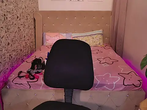 ts alexa  online show from September 21, 7:07 am