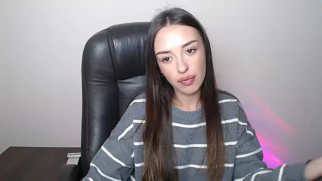 BonnieX  online show from November 30, 12:20 pm