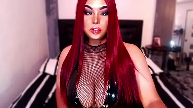 xTrixieMae online show from September 30, 6:19 am