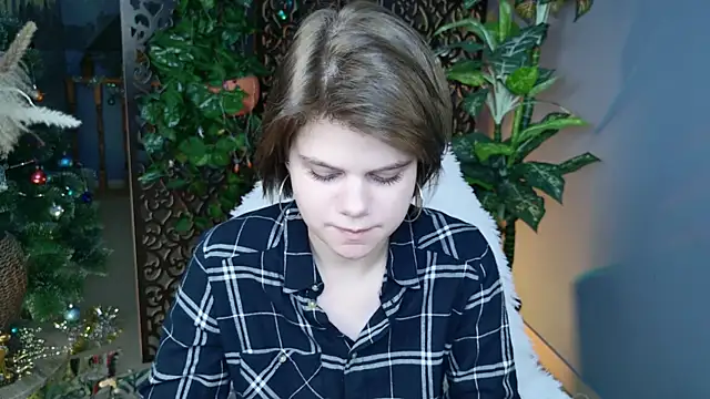 EllieMurler online show from January 8, 1:48 pm