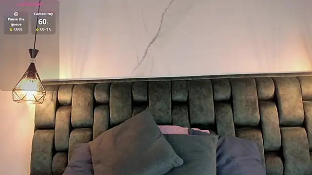 Bellarohs online show from November 26, 3:46 pm