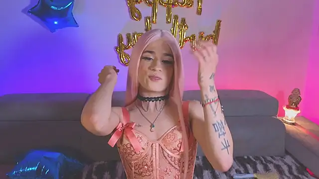 chloe ember online show from November 28, 4:04 am