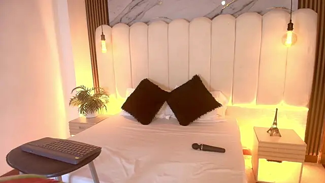 candyclair1 online show from November 25, 7:26 pm