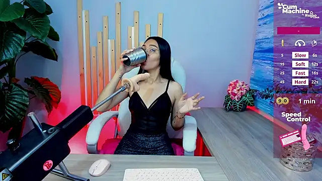 lucyy liiuu online show from September 9, 1:33 pm