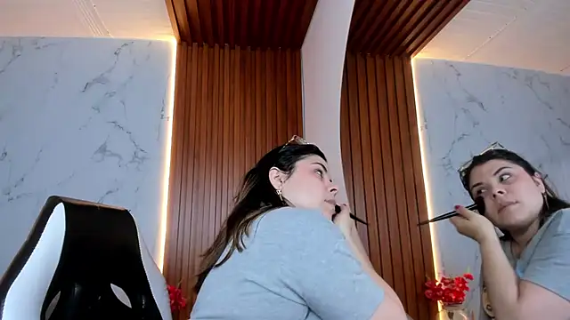 shasha bloom online show from September 15, 7:32 pm