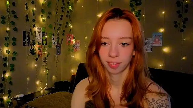 Lori Williams online show from March 13, 3:30 am