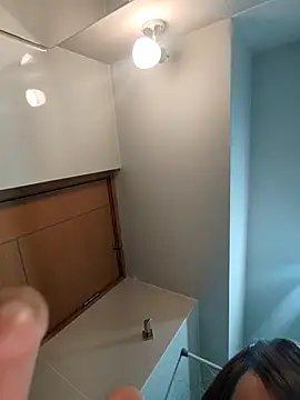 airamoon online show from September 27, 9:11 pm