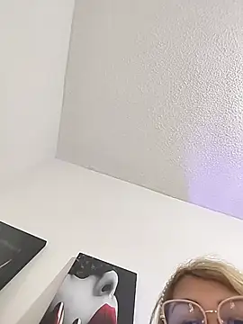 AlexxiaaMat online show from November 10, 11:05 am