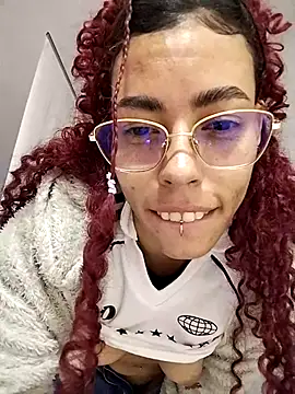 Pamelamiler   online show from October 19, 1:24 pm