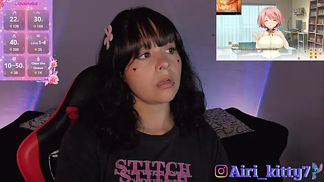 lila kitty81 online show from February 19, 11:03 pm