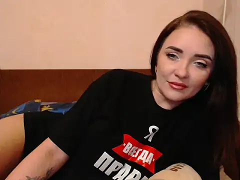 Veronica-Luxs online show from December 18, 9:47 am