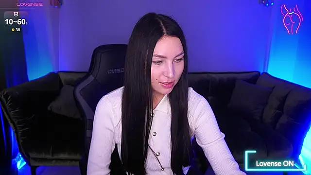 EliseVelour online show from November 4, 1:38 pm