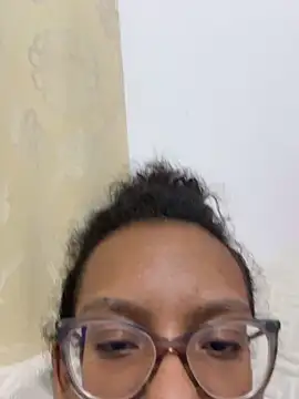 Valen1800 online show from March 26, 2:14 am