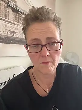 Curvy-Jinx online show from February 11, 11:33 am