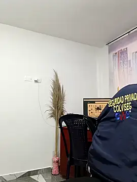 SUSY  06 online show from November 19, 10:59 am