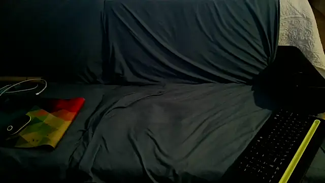 Luv2SuckBWC92 online show from October 9, 1:43 am