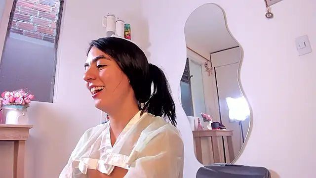 Amishell  online show from February 4, 10:24 pm