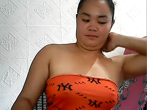 CreamyPussy4uxx online show from May 28, 3:04 am