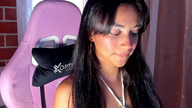 MelanyOconner online show from September 22, 3:21 pm