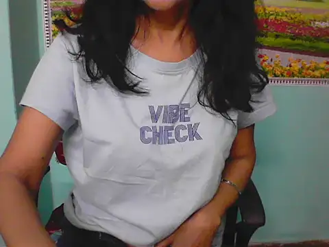 Lovely bhabhi143 online show from March 11, 9:02 am