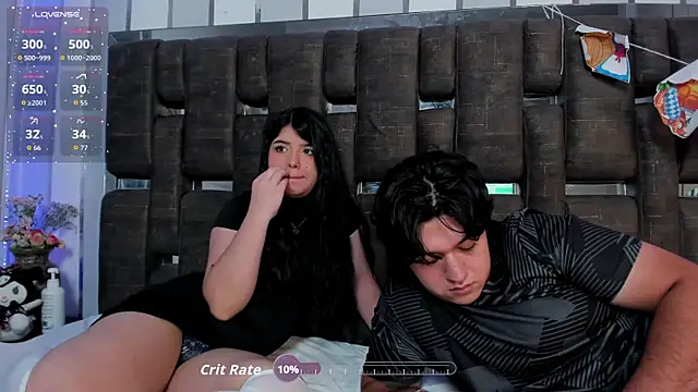 EmilyANDrew  online show from September 30, 5:24 am