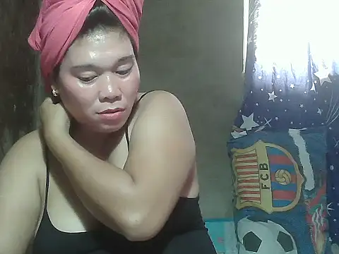 exoticclit69 online show from February 12, 5:31 am