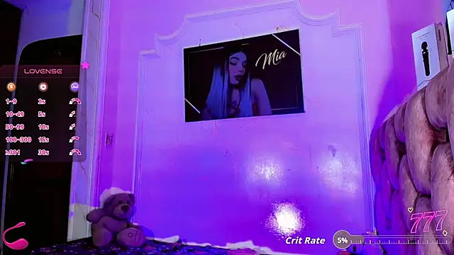 LADY-HOT-SEXY- online show from July 15, 9:41 pm