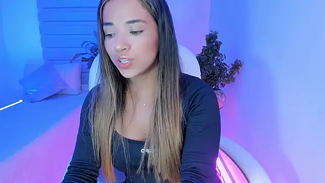 Chloe Rain online show from May 16, 1:52 am